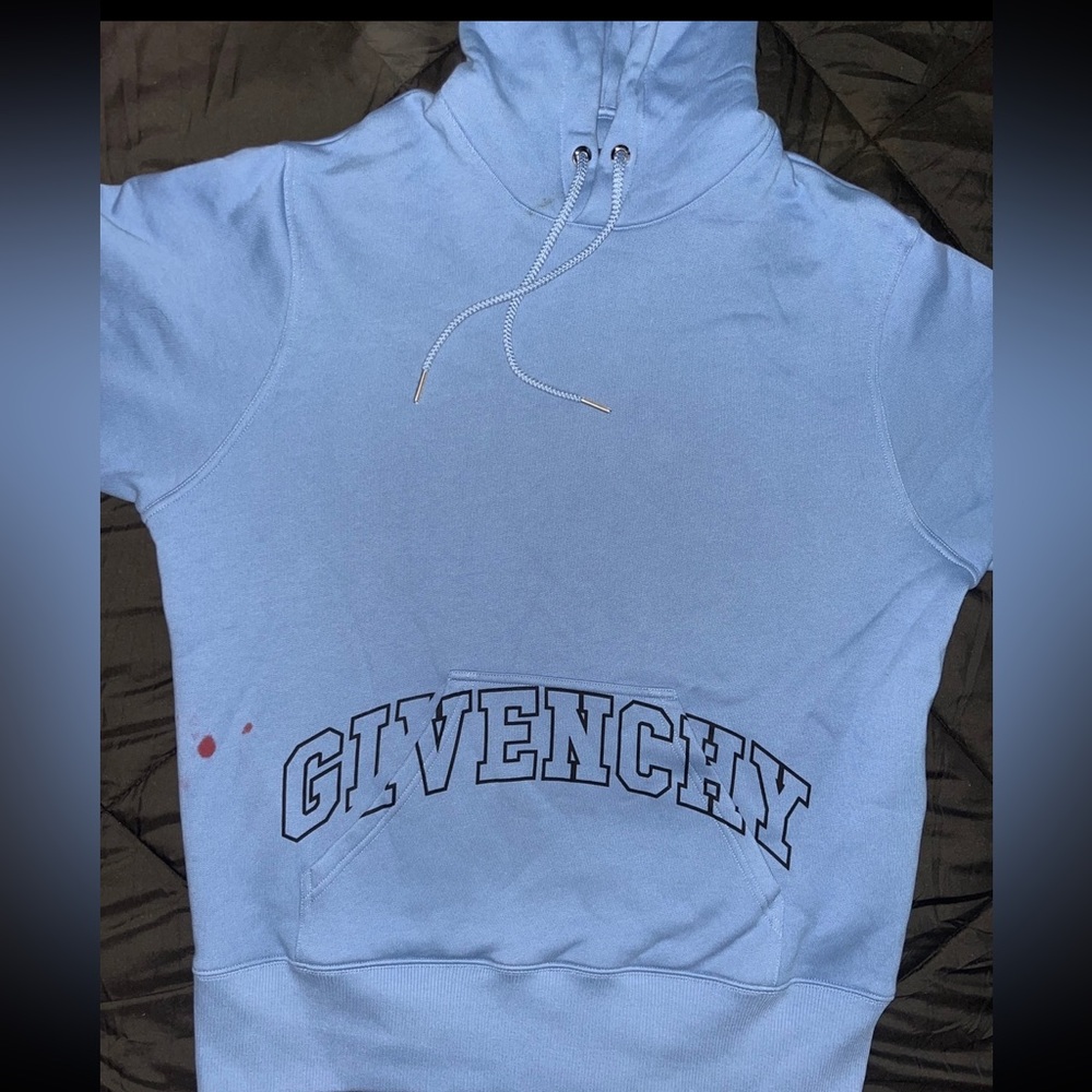 Givenchy Hoodie
Brand new - never worn